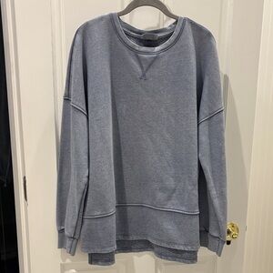 Universal Thread Women's Blue Gray Sweatshirt Size XL